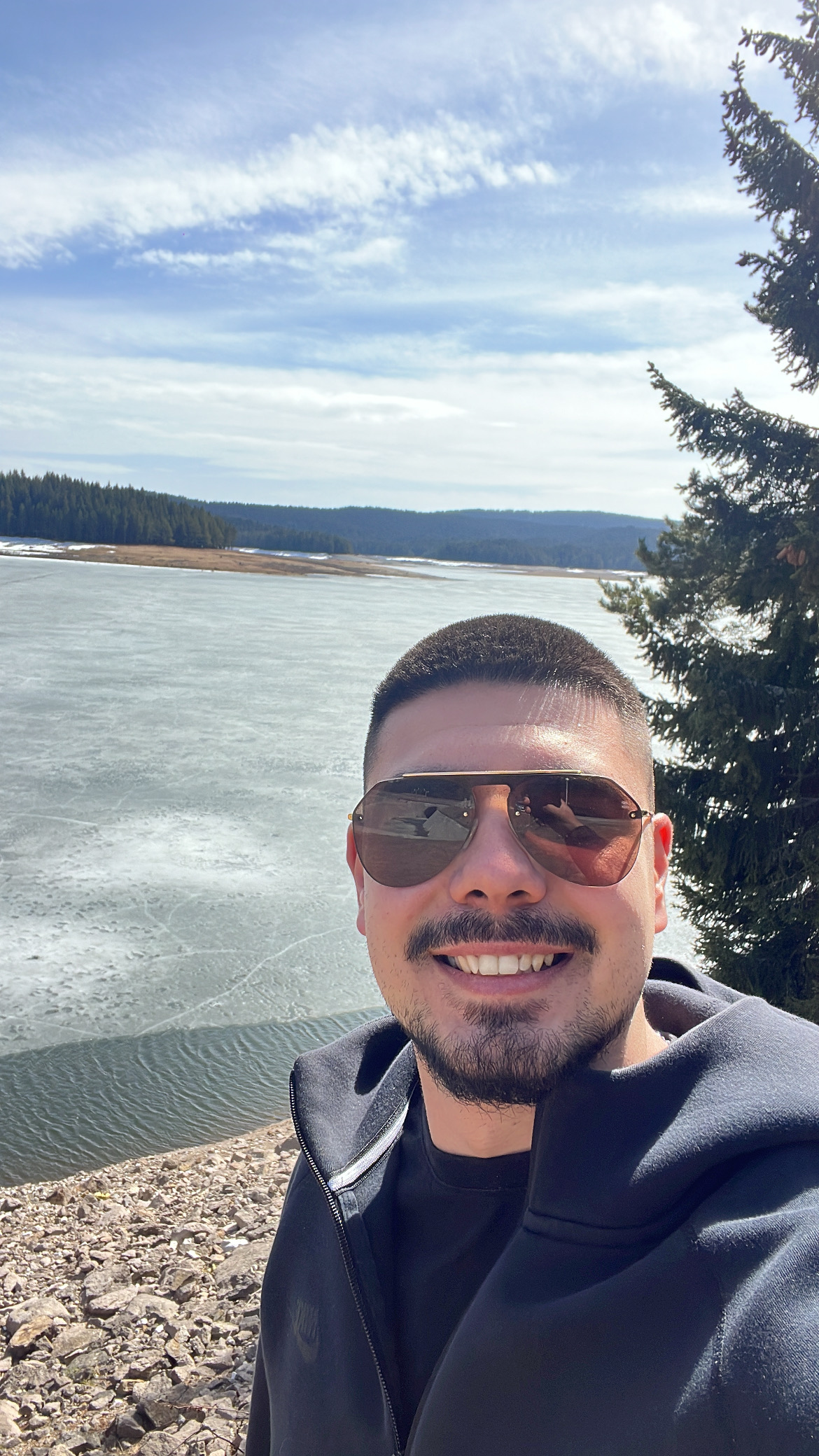 MateoGoranov 